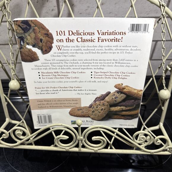 101 Perfect Chocolate Chip Cookies: 101 Melt-in-Your-Mouth Recipes by Gwen W. St - Picture 2 of 9